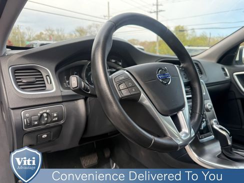 Used 2016 Volvo V60 T5 Premier AWD/4WD image 17