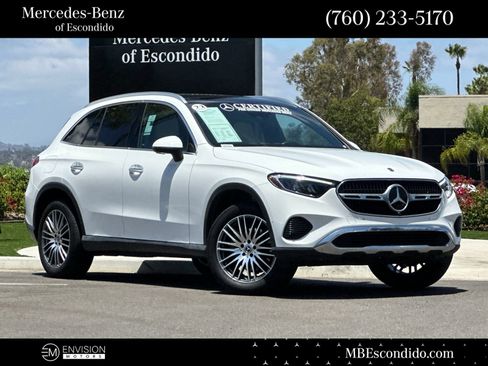 Used 2023 Mercedes-Benz GLC 300 4MATIC image 1