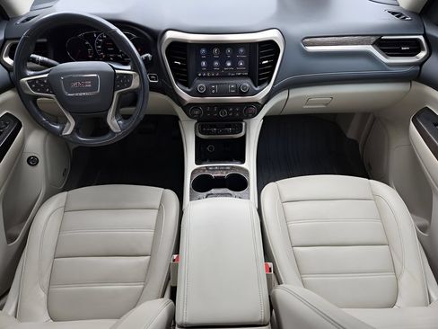 Used 2020 GMC Acadia Denali w/ Technology Package FWD image 23