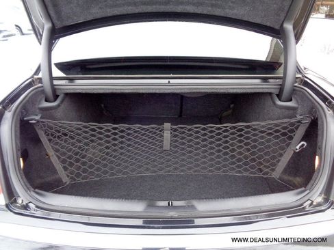 Used 2015 Chrysler 300 C w/ Light Group image 20