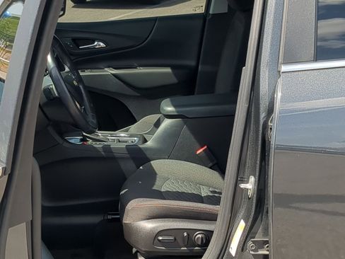 Used 2021 Chevrolet Equinox LT image 11