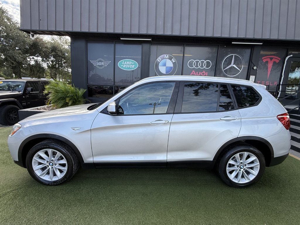 Used 2017 BMW X3 sDrive28i RWD image 7