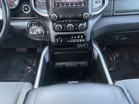 Used 2020 RAM 1500 Big Horn AWD/4WD image 16