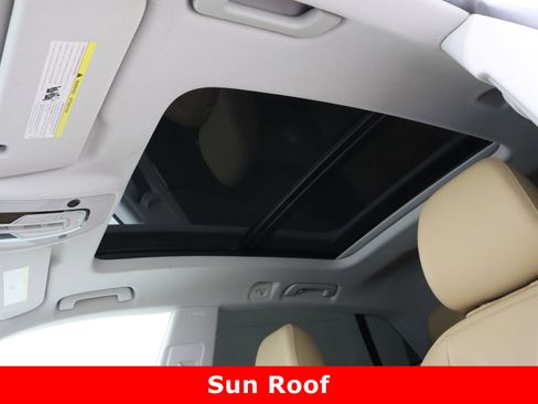 Used 2019 Audi Q8 Premium w/ Convenience Package image 27