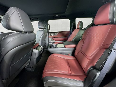 New 2026 INFINITI QX80 Autograph image 31