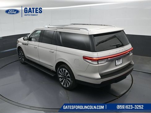 Used 2024 Lincoln Navigator L Reserve AWD/4WD image 58