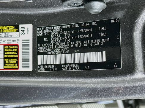 Certified 2024 Toyota Sienna Platinum AWD/4WD image 35