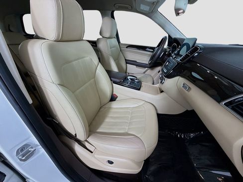 Used 2017 Mercedes-Benz GLS 450 4MATIC image 29