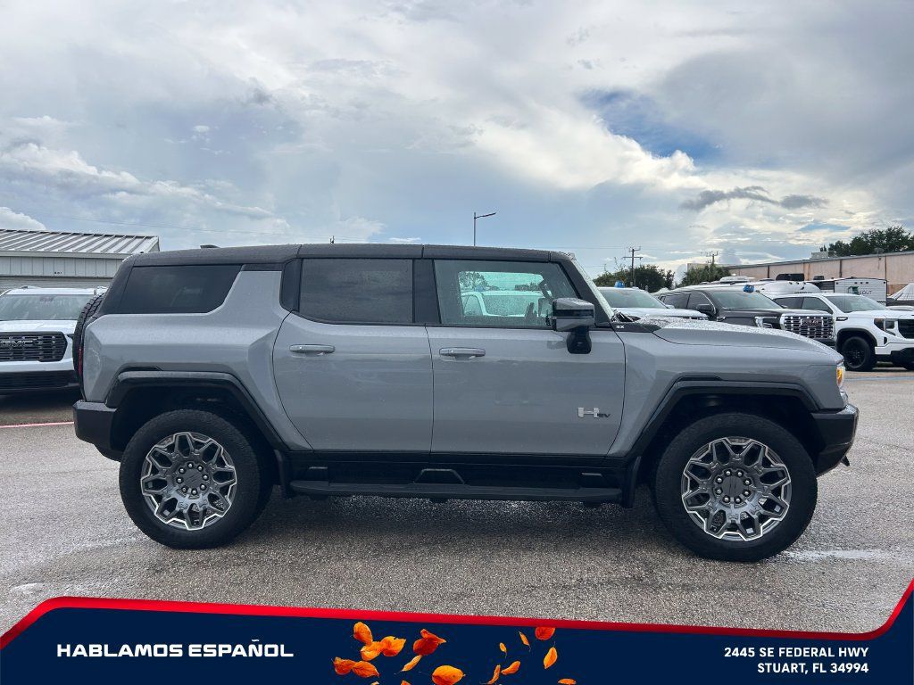 Used 2025 GMC Hummer EV 3X AWD/4WD image 8