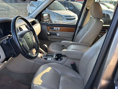 Used 2010 Land Rover LR4 HSE LUX image 9