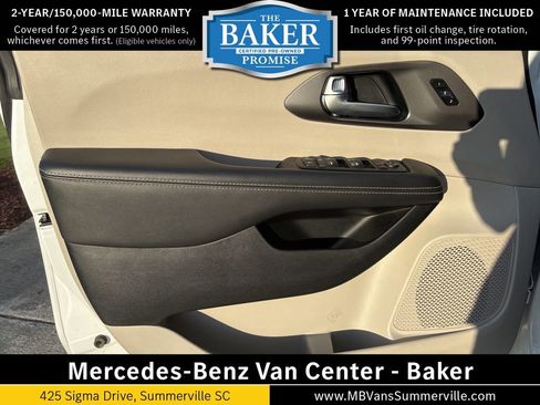 Used 2024 Chrysler Pacifica Touring-L image 42