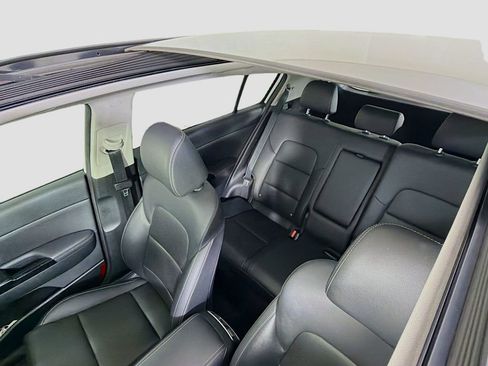 Used 2022 Kia Sportage EX FWD image 16