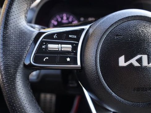 Used 2023 Kia Forte GT-Line image 21