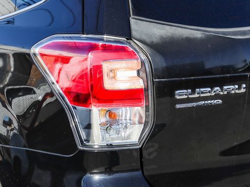 Used 2018 Subaru Forester 2.0XT Touring w/ Popular Package #2 image 9