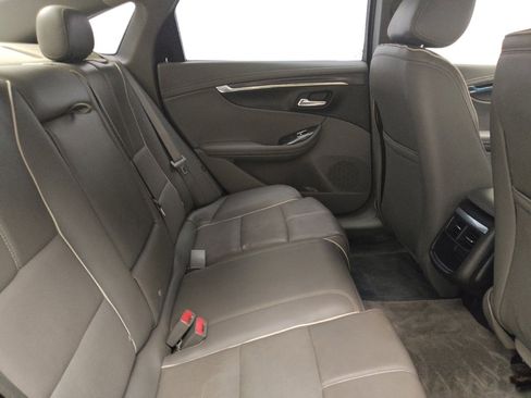 Used 2015 Chevrolet Impala LTZ FWD image 19