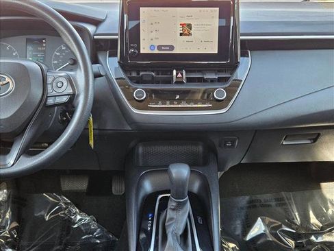 Used 2024 Toyota Corolla LE image 15