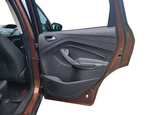 Used 2017 Ford Escape SE FWD image 26