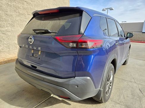 Used 2021 Nissan Rogue S image 4