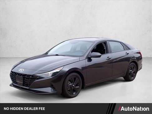 Used 2022 Hyundai Elantra SEL w/ Convenience Package FWD image 1