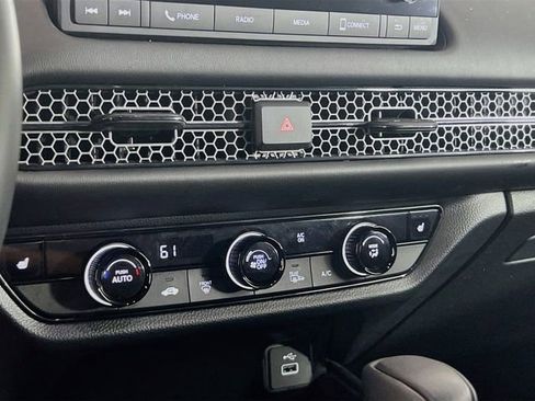 Used 2024 Honda HR-V Sport image 13