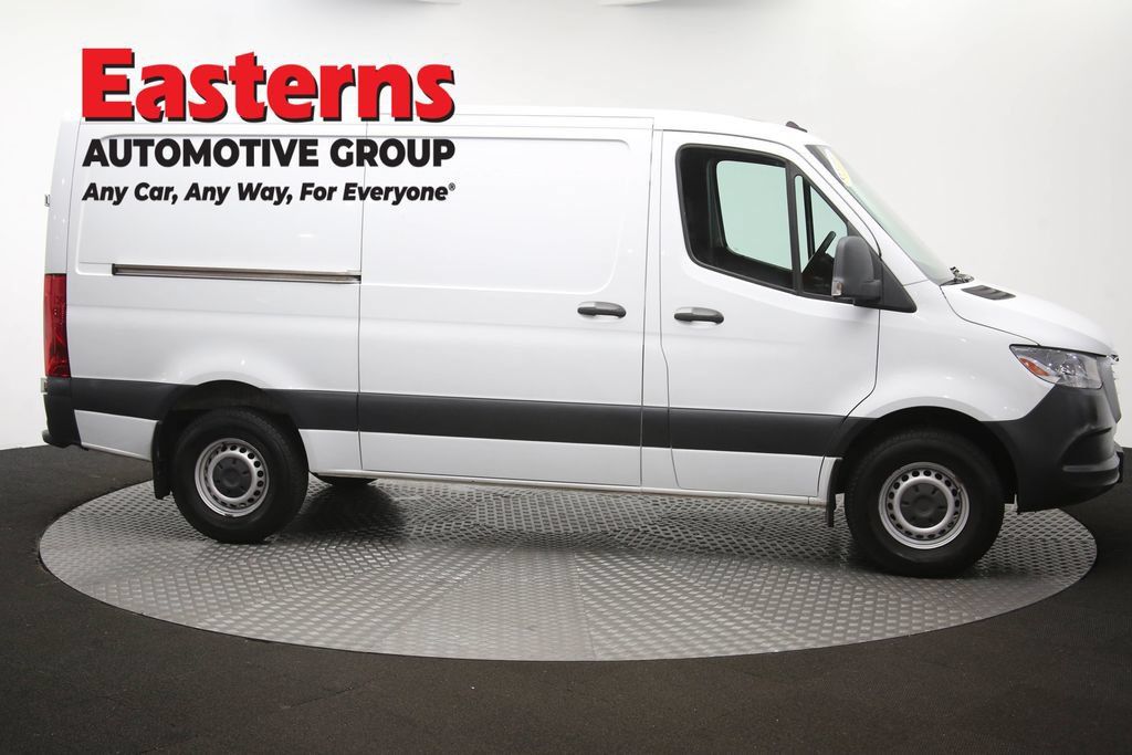 Used 2019 Freightliner Sprinter 2500 RWD image 43