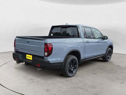 New 2026 Honda Ridgeline Black Edition image 5