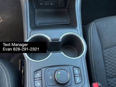 Used 2018 GMC Terrain SLE w/ Driver Convenience Package image 25