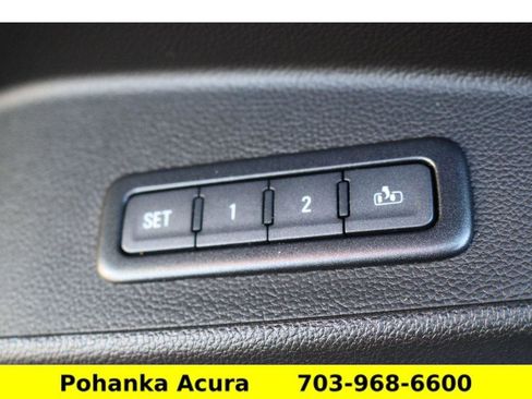 Used 2018 Chevrolet Suburban LT w/ Luxury Package image 22