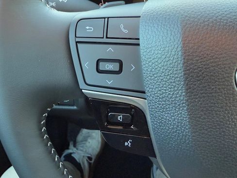 New 2026 Toyota Camry Hybrid image 12