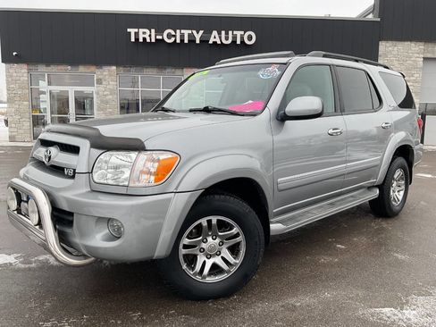 Used 2007 Toyota Sequoia SR5 image 1