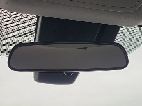 Used 2018 Toyota Prius Prime Plus image 28