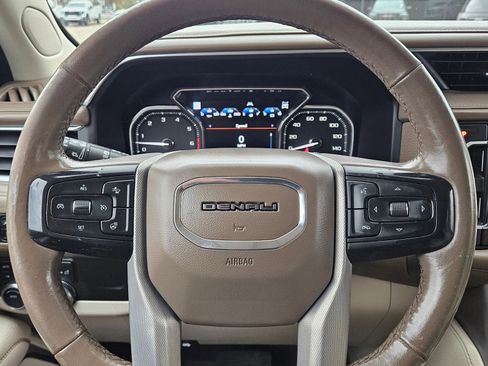 Used 2021 GMC Yukon Denali image 11