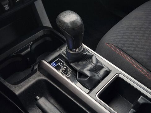 Used 2022 Toyota Tacoma SR5 image 18