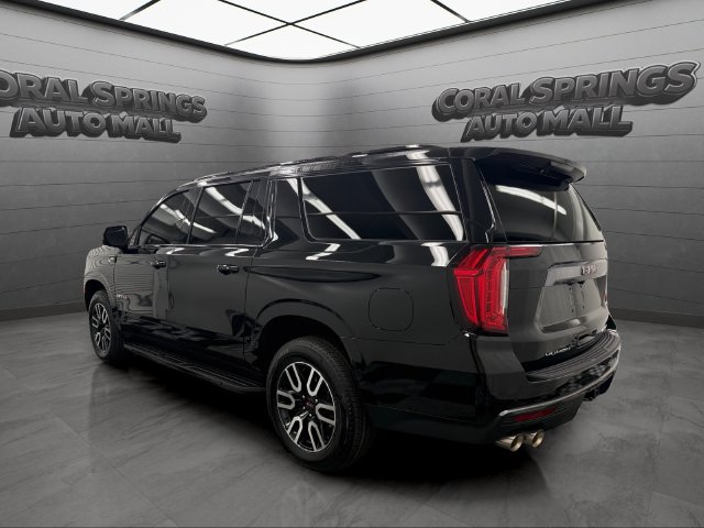 Used 2024 GMC Yukon XL AT4 w/ Technology Package AWD/4WD image 5