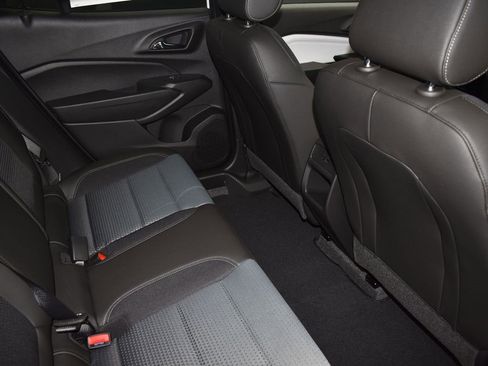 New 2026 Chevrolet Trax LT image 20