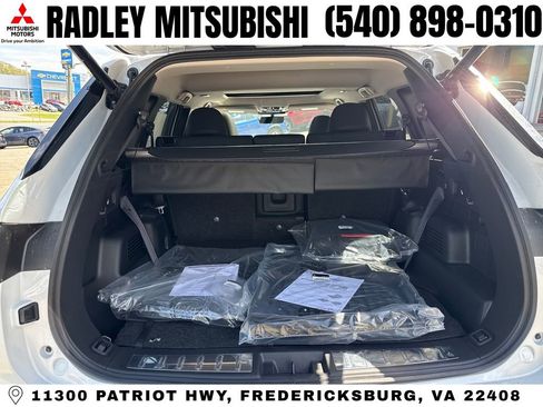 New 2026 Mitsubishi Outlander SEL image 14