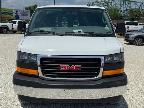 Certified 2025 GMC Savana 2500 w/ Driver Convenience Package RWD image 8