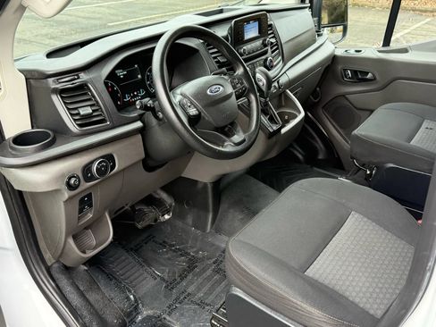 Used 2022 Ford Transit 250 Low Roof w/ Exterior Upgrade Package RWD image 12