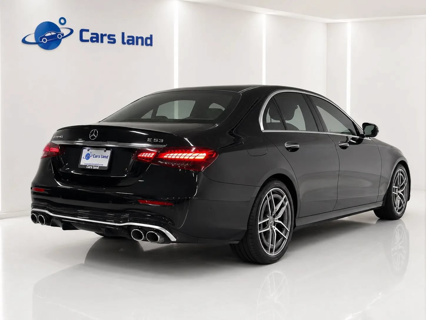 Used 2022 Mercedes-Benz E 53 AMG 4MATIC Sedan image 3