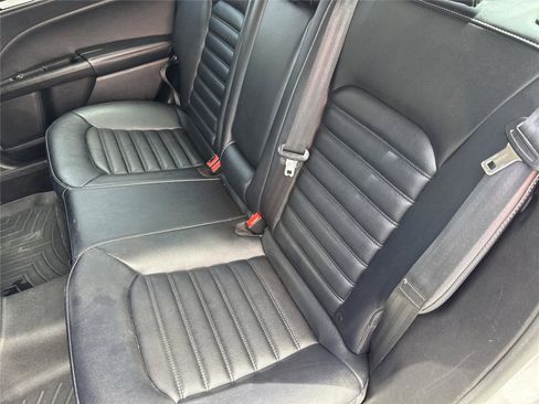 Used 2019 Ford Fusion SEL FWD image 31