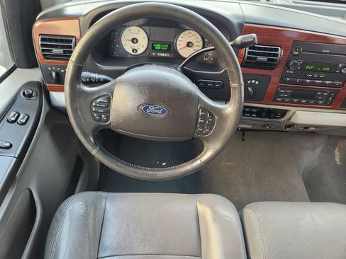 Used 2006 Ford F350 4x4 SuperCab DRW Super Duty image 31