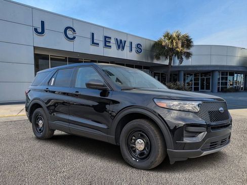 New 2025 Ford Explorer 4WD Police Interceptor image 1