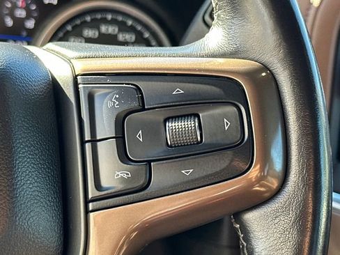 Used 2022 Chevrolet Silverado 2500 High Country w/ Z71 Off-Road Package image 28