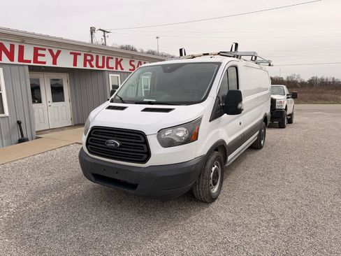 Used 2017 Ford Transit 250 130 Low Roof image 3