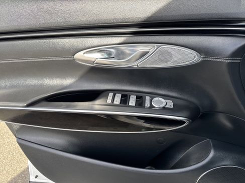 Used 2025 Genesis GV70 2.5T image 23