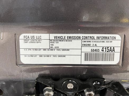 Used 2020 Jeep Cherokee Latitude Plus image 35