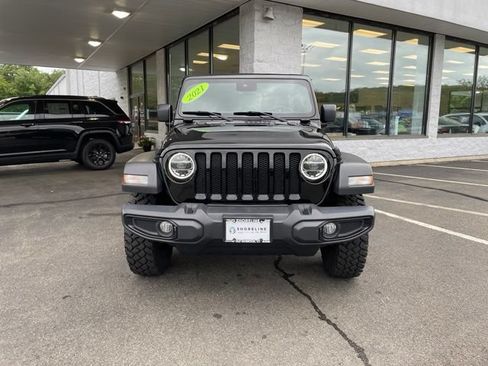 Used 2021 Jeep Wrangler Unlimited Sport AWD/4WD image 2