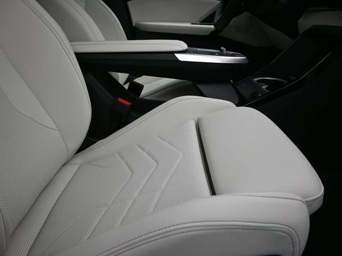 New 2026 BMW X2 xDrive28i w/ Technology Package AWD/4WD image 27