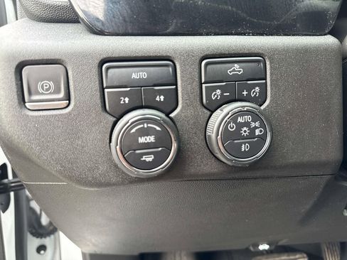 Used 2023 Chevrolet Silverado 1500 RST w/ Rally Edition image 14