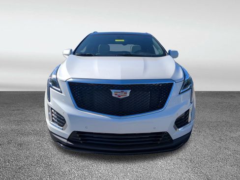 Used 2025 Cadillac XT5 Sportv image 16